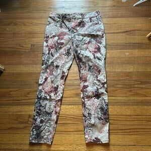 Chico’s Platinum Petite Romantic Lace Jeggings 0.5